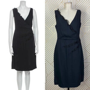 Valentino Sleeveless Ruffle‎ V-Neck Sheath Cocktail Dress in Black Size US 12